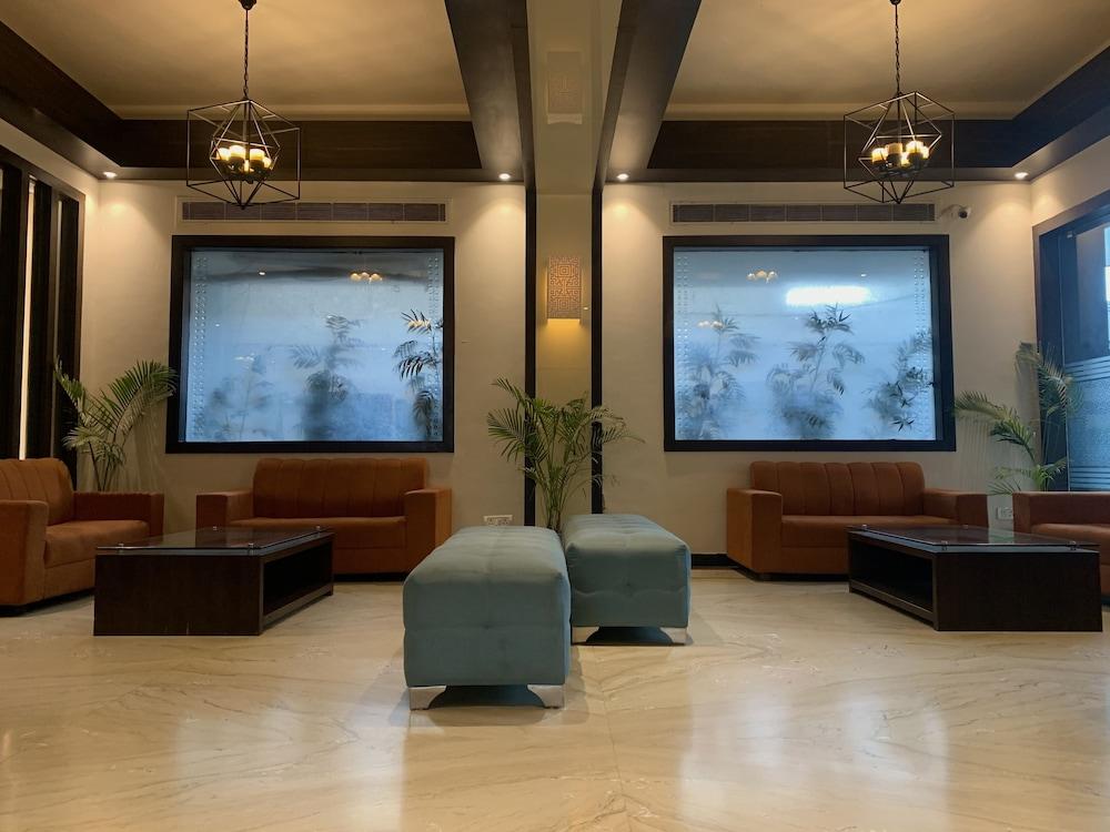 Hotel Royale Sarovar Portico Agra
