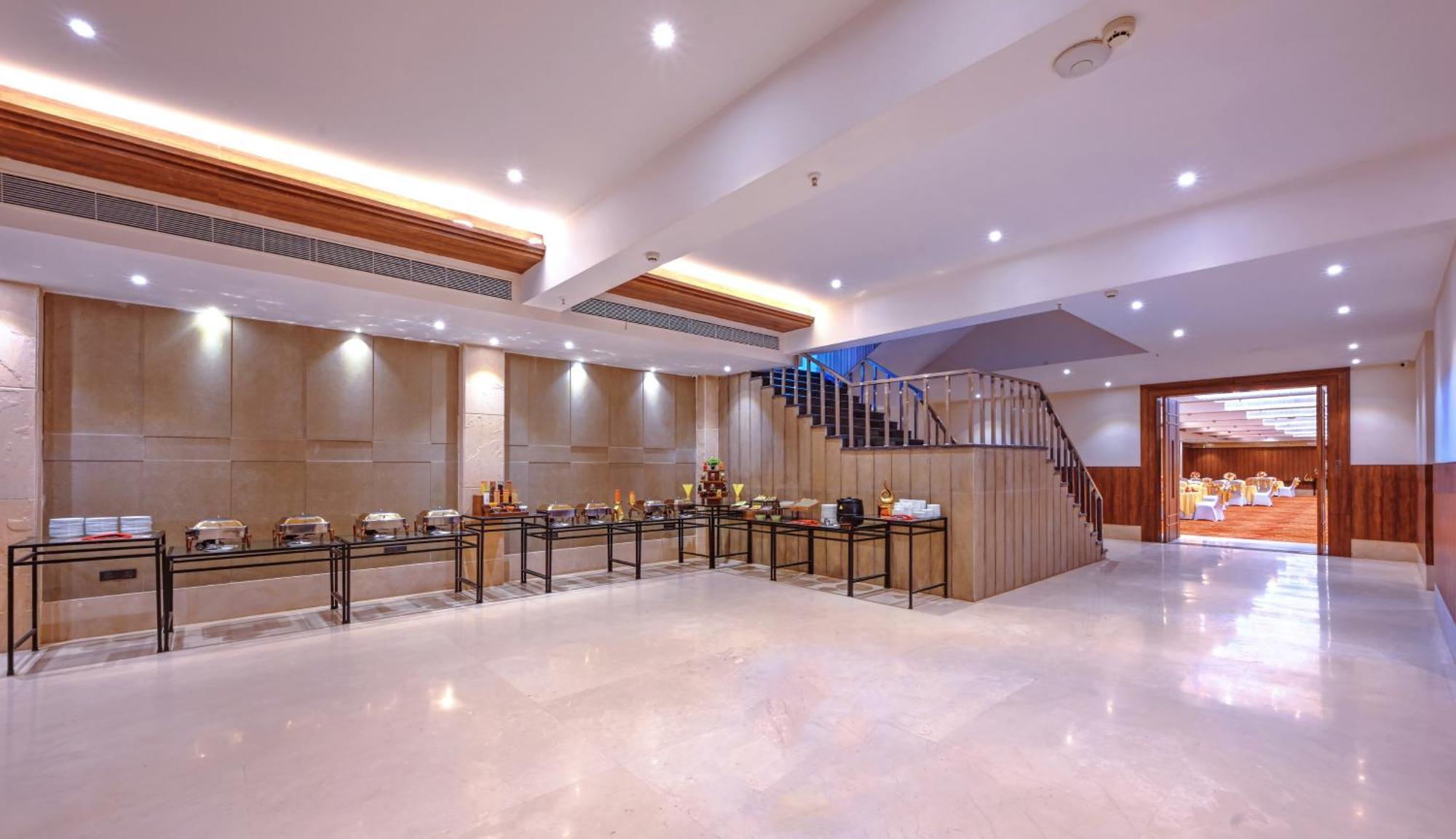 Royale Sarovar Portico Agra Agra (Uttar Pradesh)