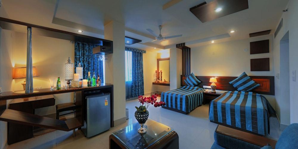 Hotel Royale Sarovar Portico Agra 4*