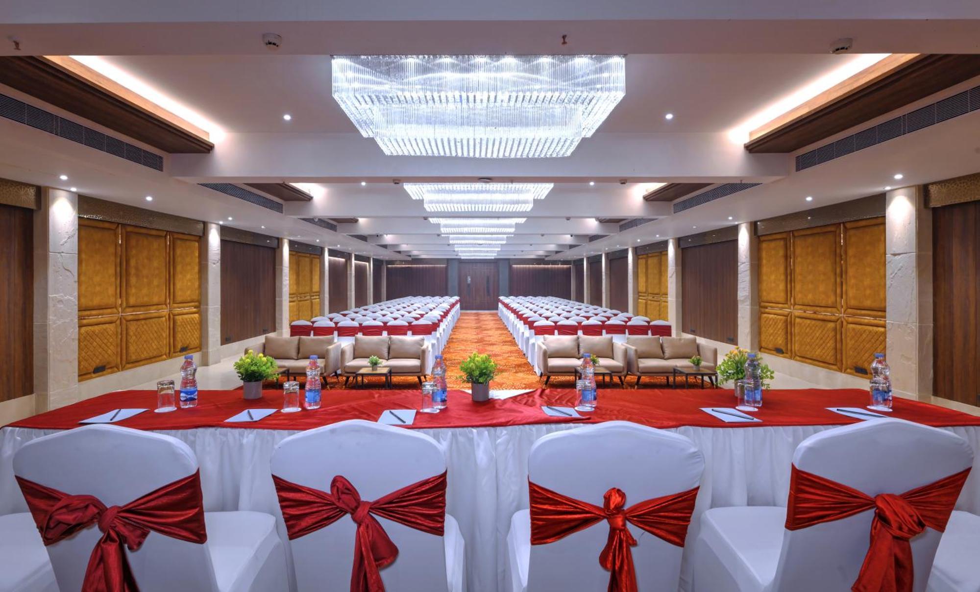 Royale Sarovar Portico Agra Hotel Agra (Uttar Pradesh)