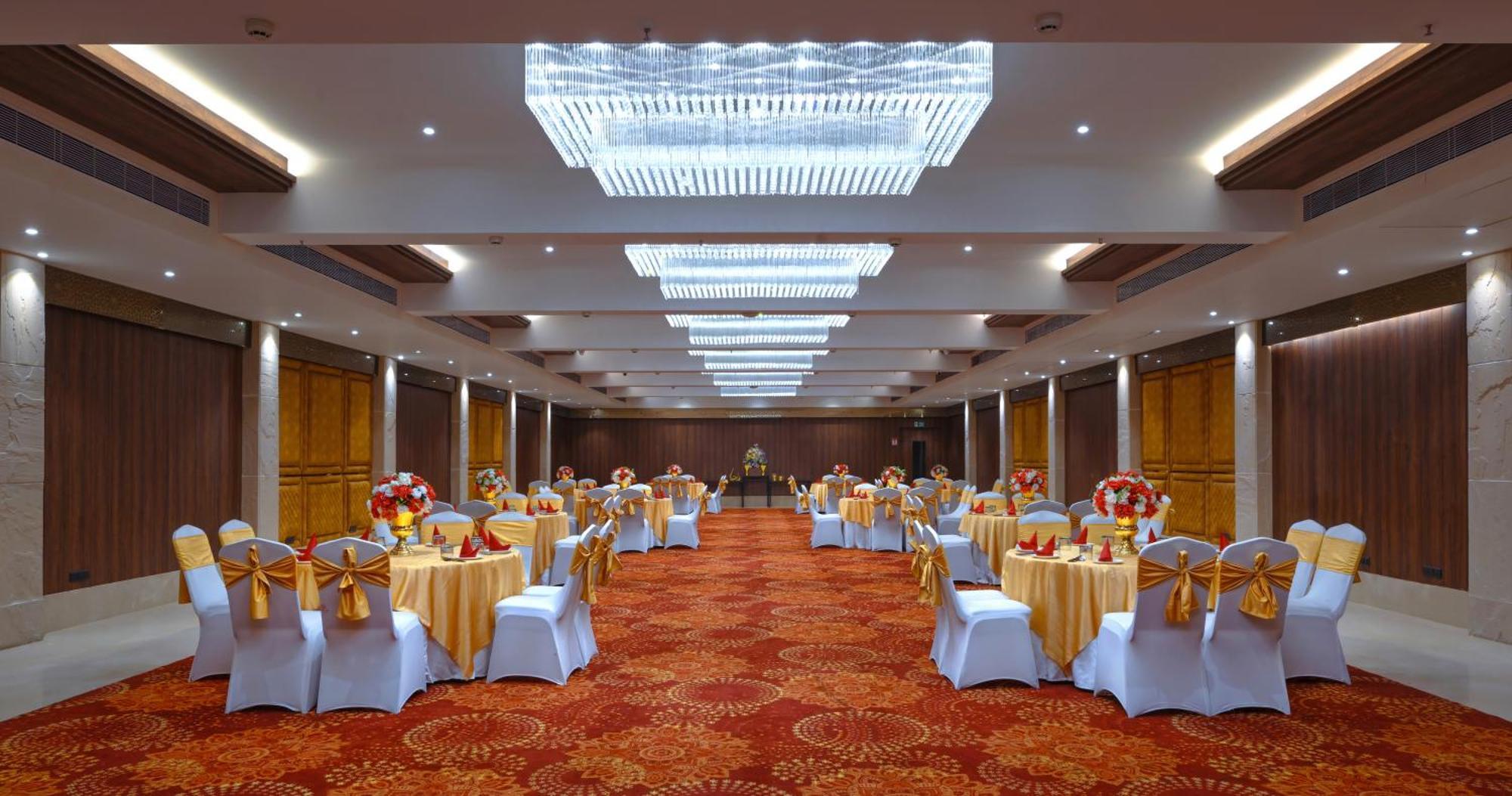 Royale Sarovar Portico Agra Hotel Agra (Uttar Pradesh)