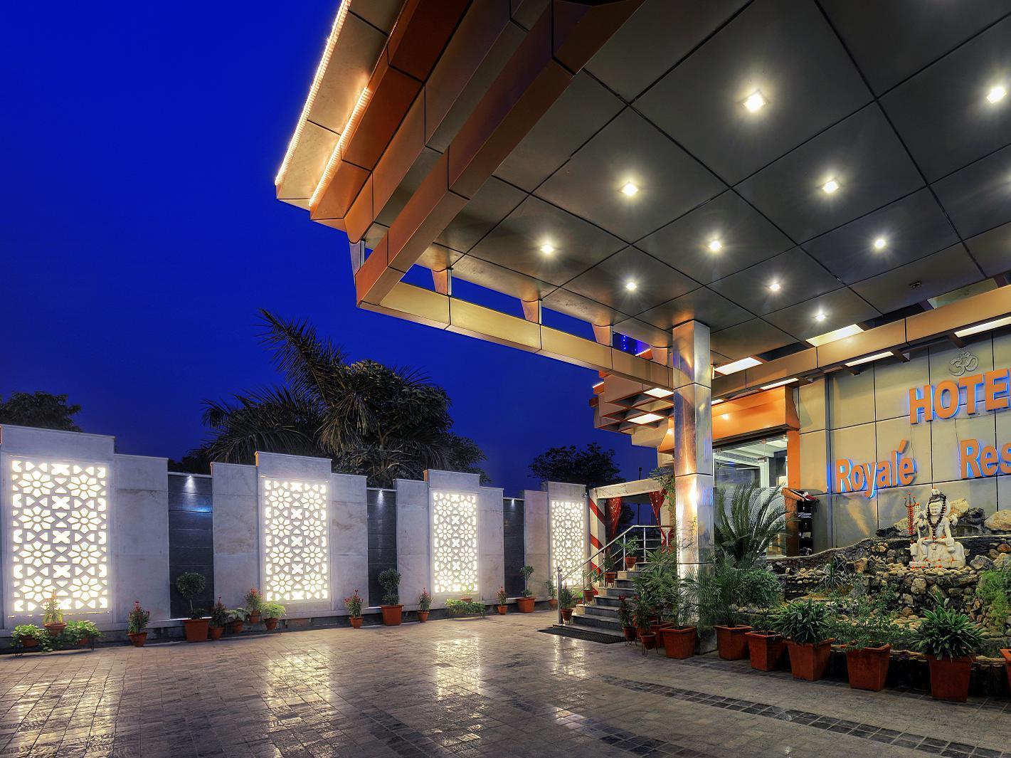 Royale Sarovar Portico Agra Hotel Agra (Uttar Pradesh)