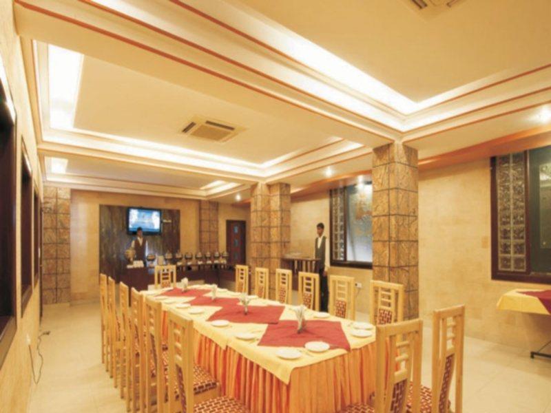 Hotel Royale Sarovar Portico Agra