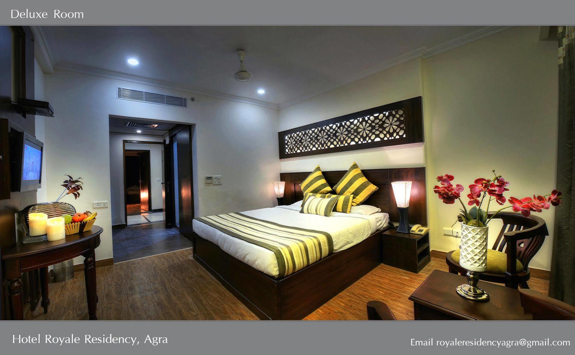 Royale Sarovar Portico Agra Hotel
